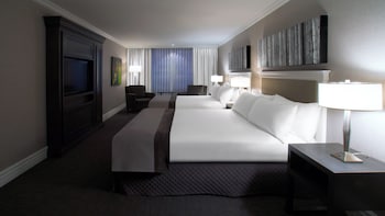 Deluxe Room, 2 Double Beds