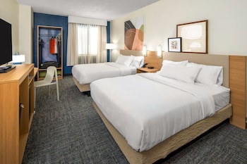 Room, 2 Double Beds, Balcony