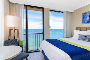 Room, 2 Queen Beds, Accessible, Ocean View (Non-Smoking/Bathtub)