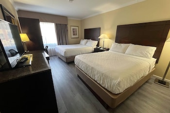 Standard Room, 2 Queen Beds, Non Smoking