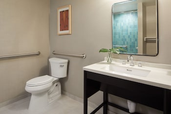Room, 2 Queen Beds, Accessible (Mobility)