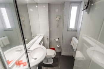 Room, 1 Queen Bed, Accessible