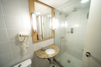 Executive Double partial Sea View apartment with Queen-Size Bed