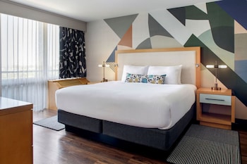 Suite, 1 Bedroom, City View
