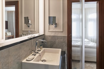 Signature Suite, 2 Bedrooms