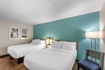 Standard Room, 2 Queen Beds, Non Smoking
