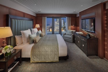 Junior Suite, 1 King Bed