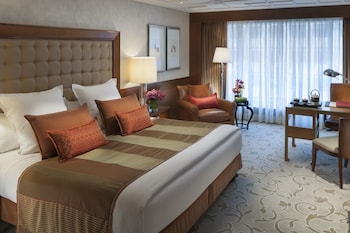 Club Twin Room, City View
