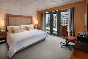 Junior Suite, 1 King Bed