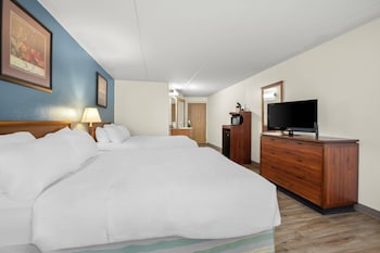 Room, 2 Queen Beds, Accessible, Non Smoking