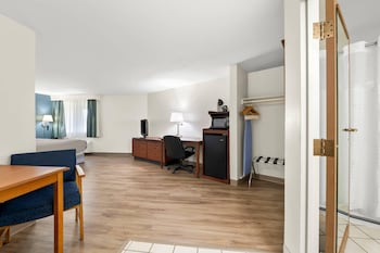 Room, 1 King Bed, Accessible, Non Smoking