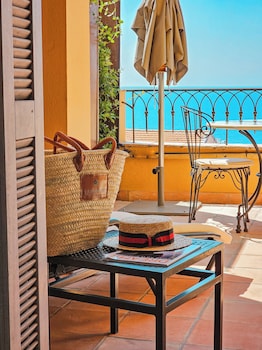 Superior room with full sea view