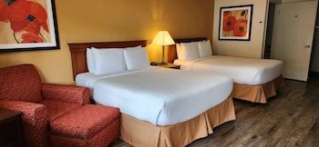 Standard Room, 2 Queen Beds, Non Smoking, Refrigerator & Microwave (Pet Friendly)