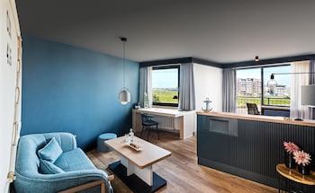 Deluxe Room, 1 Double Bed, Balcony (Cozy Sitting Corner)