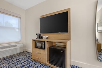Standard Room, 1 Queen Bed, Non Smoking