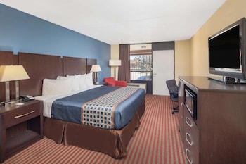 Standard Room, 1 Queen Bed, Smoking