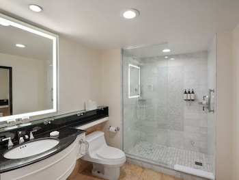 Fairmont Gold, Suite, Multiple Beds