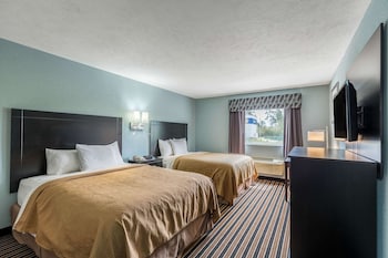 Standard Room, 2 Queen Beds, Non Smoking (Exterior Corrider)