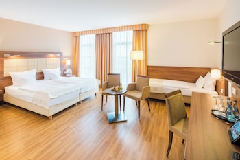 Standard Room, 1 Double Bed (Converts to 2 Twin Beds)