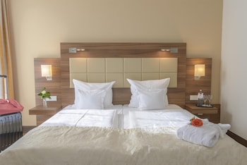 Standard Room, 1 Double Bed (Converts to 2 Twin Beds)