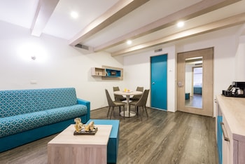 Master Suite Executive