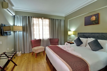 Suite, 1 Double Bed, City View