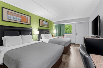 Standard Room, 2 Queen Beds, Non Smoking