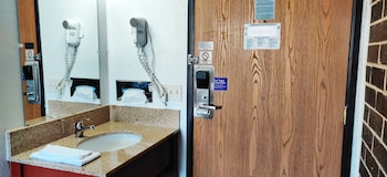Luxury Single Room
