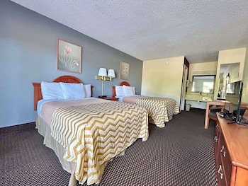 Room, 2 Double Beds, Non Smoking