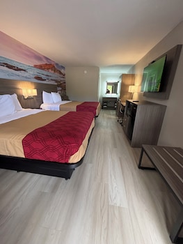 Room, 2 Queen Beds, Non Smoking