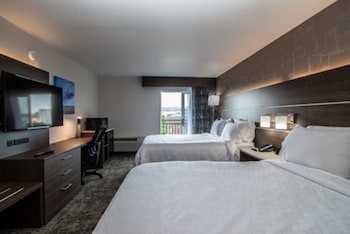 Standard Room, 2 Queen Beds, Balcony, City View