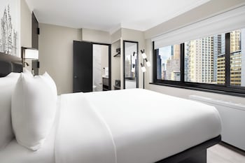 Premium Room, 1 Queen Bed