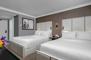 Premium Room, 2 Queen Beds (Manhattan Floor)