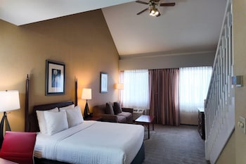 Suite, 2 Queen Beds, Non Smoking (Loft)