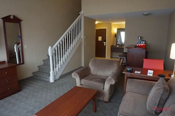 Deluxe Suite, 1 King Bed, Non Smoking (Loft)