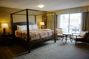Studio Suite, 1 King Bed, Non Smoking (Polynesian)