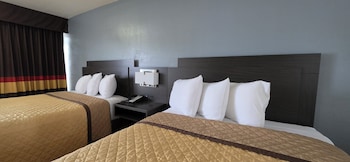 Standard Room, 2 Queen Beds, Non Smoking