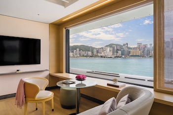 Club Suite, 1 Bedroom, Harbor View (Regent Club Access)