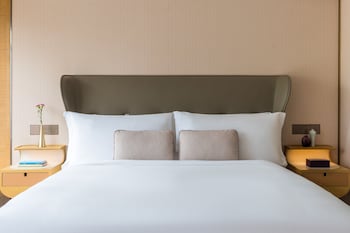 Classic Room, 1 King Bed
