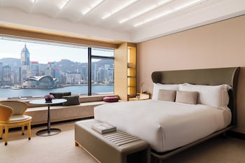 Club Suite, 1 Bedroom, Club Lounge Access, Harbor View (High Floor)