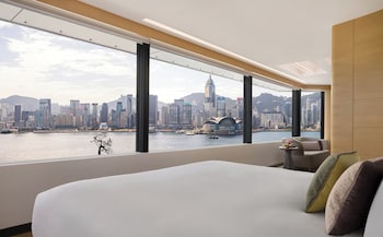 Club Suite, 1 Bedroom, Sea View, Corner (Regent Club Access)