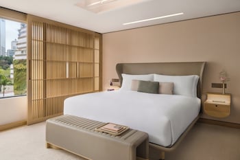 Studio Suite (Super King)
