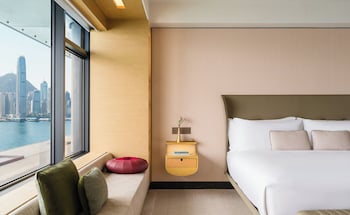 Club Suite, 1 Bedroom, Club Lounge Access, Harbor View (High Floor)