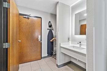 Room, 1 King Bed, Accessible, Non Smoking