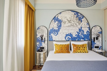 Standard Room, 1 King Bed