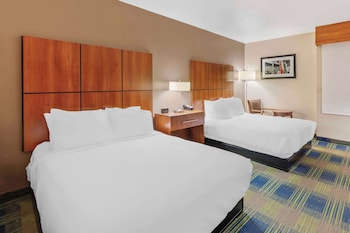 Standard Room, 2 Queen Beds, Accessible, Non Smoking