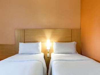 Standard Room, 2 Twin Beds