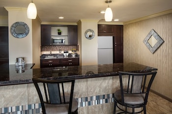 Presidential Suite, Multiple Beds