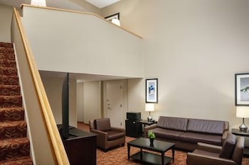 Suite, 1 King Bed