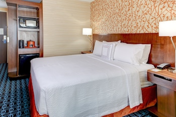 Room, 1 King Bed, Hearing Accessible